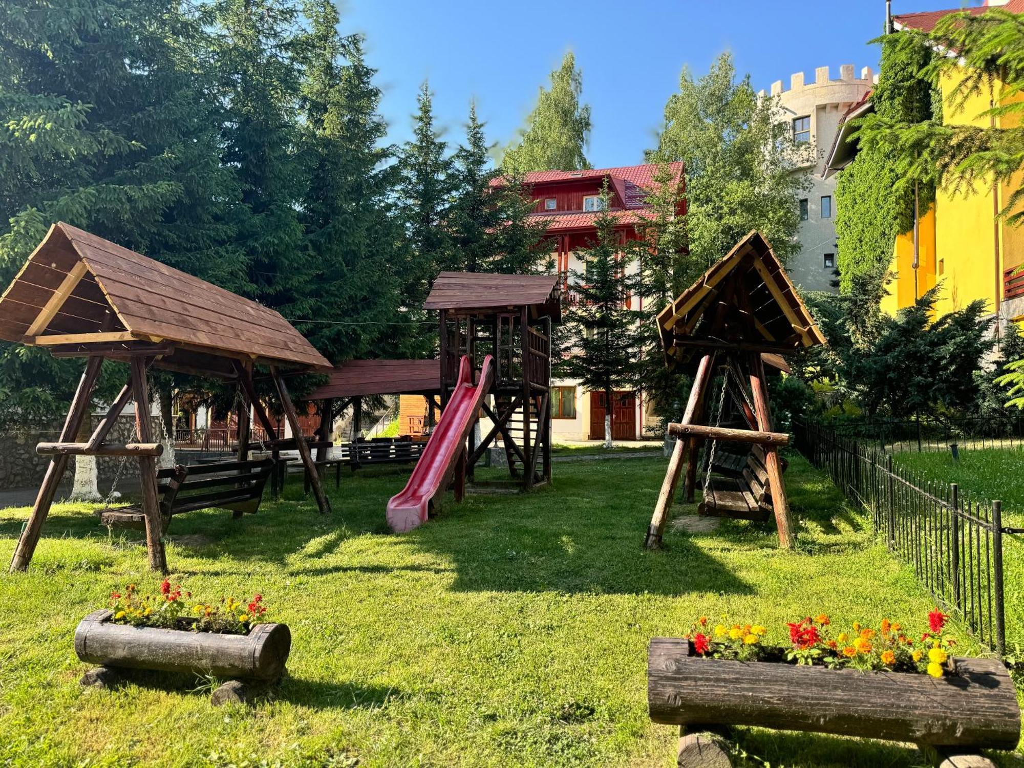 Hotel Sunray-Vilagalbena Poiana Brašov Exteriér fotografie